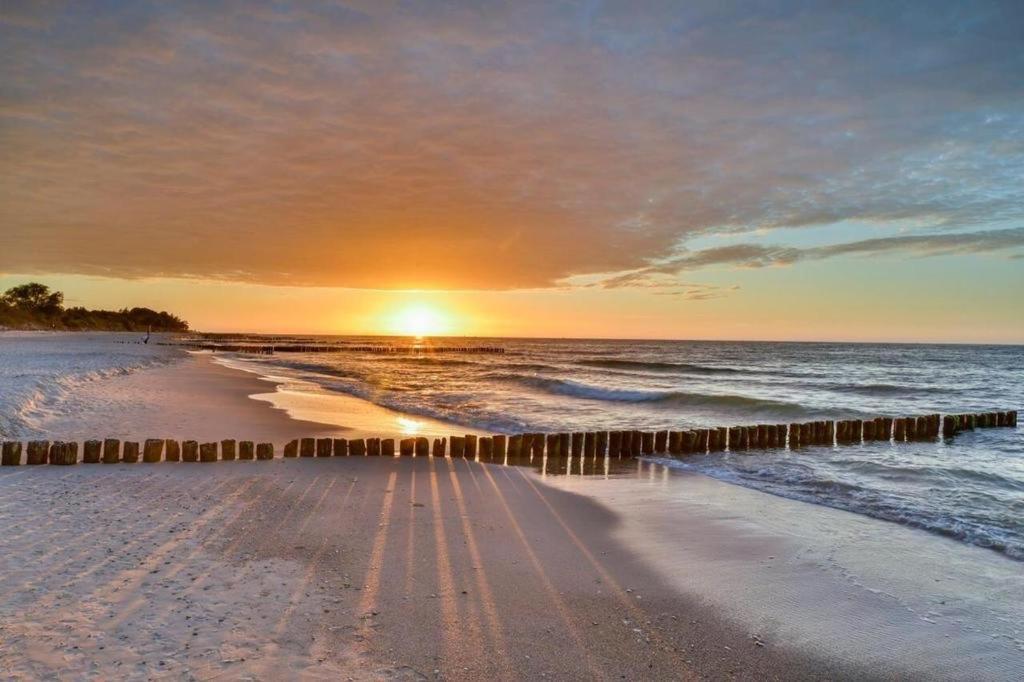 Apartamenty Sunrise Kolobrzeg Podczele Exteriér fotografie